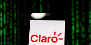 Claro adquire 73,01% da Desktop (DESK3) por R$ 2,4 bilhões
