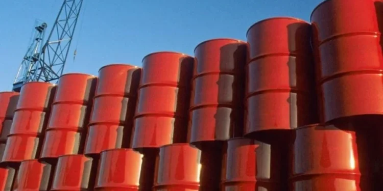 O impacto do petróleo já está afetando as estimativas para inflação e taxas de juros em 2026