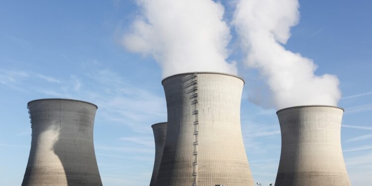 ETFs: de acordo com o BTG Pactual, há duas alternativas para investir na expansão da energia nuclear