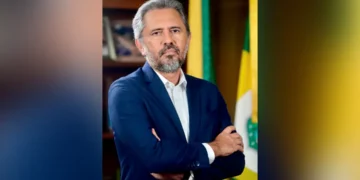 Depois de fabricar os primeiros 250 veículos, Elmano busca expandir o Polo Automotivo do Ceará