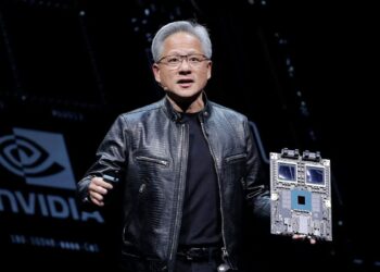 Enquanto Jensen Huang, da Nvidia, apresenta um futuro agente, tokens cripto ligados à IA disparam