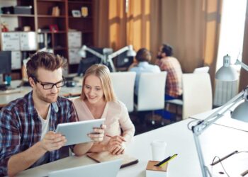 Feira da Indústria Fiec contrata jovens para oportunidades de trabalho na área de tecnologia
