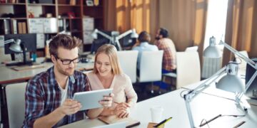 Feira da Indústria Fiec contrata jovens para oportunidades de trabalho na área de tecnologia