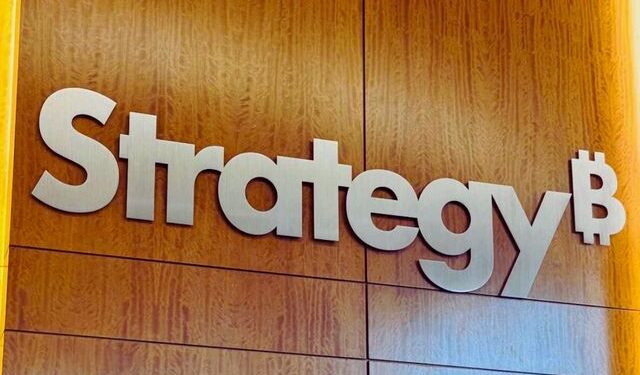 O gênio e o perigo do STRC: Como o sistema de financiamento inovador da Strategy se adapta para evitar um colapso