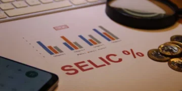 Com a Selic a 14,75%, queda do Ibovespa e alta do IPCA+, como aplicar investimentos nesse novo cenário de juros?