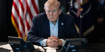 Wall Street registra alta superior a 1% após Trump postergar ataques a usinas de energia do Irã