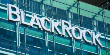 GIP, da BlackRock, e EQT finalizam aquisição da AES Corp por US$ 33 bilhões