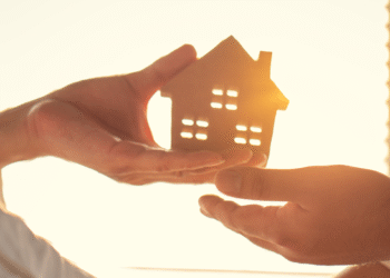 Fundo imobiliário fecha acordo com instituição financeira e diminui a vacância do portfólio; confira os detalhes