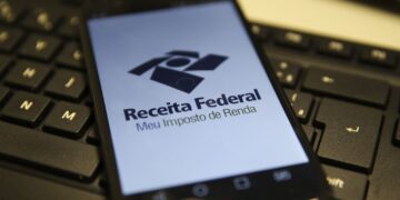 Imposto de renda: qual é a tributação para quem possui investimentos no exterior?