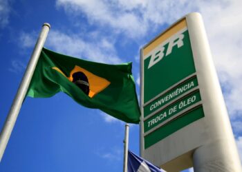 Petrobras (PETR4): diesel permanece inalterado — ao menos por enquanto, afirmam fontes da empresa à agência