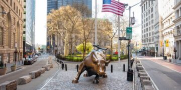 Wall Street encerra o dia em alta, com esperança de que o conflito no Oriente Médio chegue ao fim