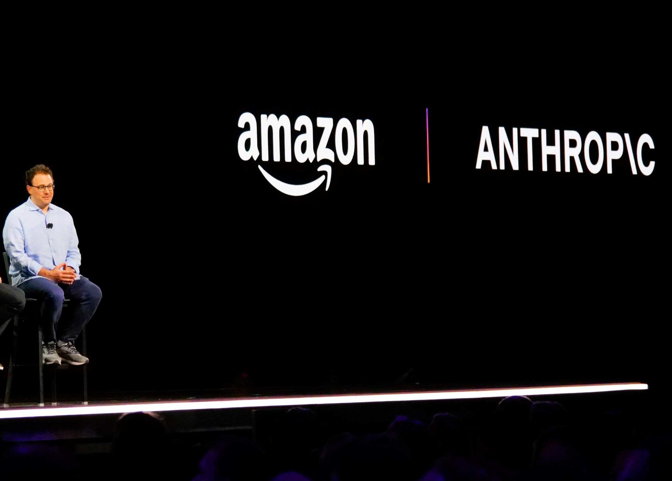 A Amazon planeja investir US$ 5 bilhões em capital na Anthropic