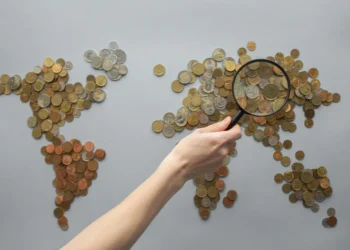 De que maneira o conflito no Oriente Médio impacta a inflação das principais economias? Analise