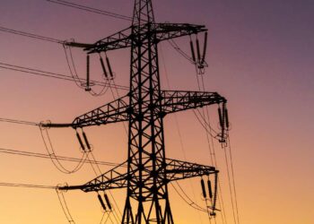 Retornos de até 24% em dividendos: a principal empresa elétrica da bolsa, de acordo com o Santander