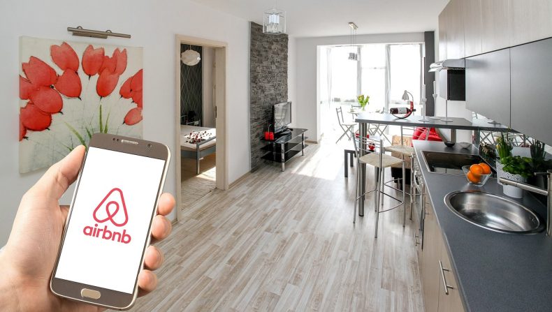 Airbnb e Booking: mudança do STJ altera situação para proprietários de imóveis e condomínios