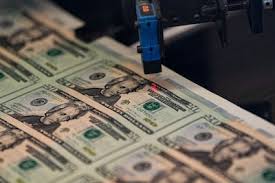 Ibovespa apresenta leve alta com expectativa de acordo entre EUA e Irã; dólar encerra o dia perto da estabilidade