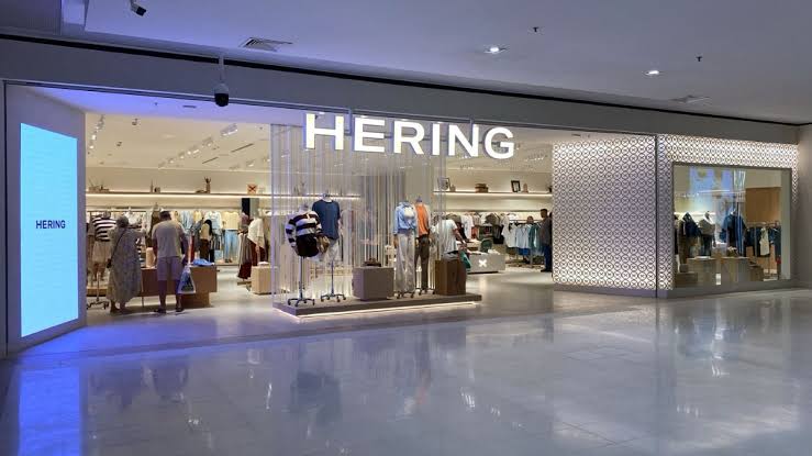 Azzas 2154 (AZZA3) afirma que a marca Hering não está à venda