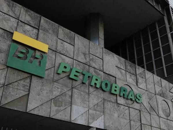 Petrobras (PETR3;PETR4), Itaú (ITUB3;ITUB4) e outras 18 companhias distribuem dividendos nesta semana; confira o calendário