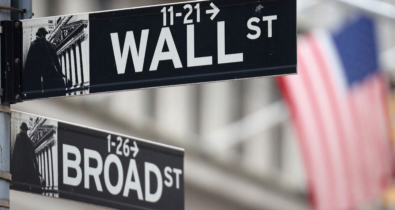 Wall Street encerra o dia em alta, aliviada com a ratificação do acordo entre EUA e Irã