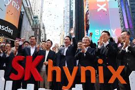 Após uma estreia robusta na Nasdaq, as ações da SK Hynix caíram até 4,4% em Seul