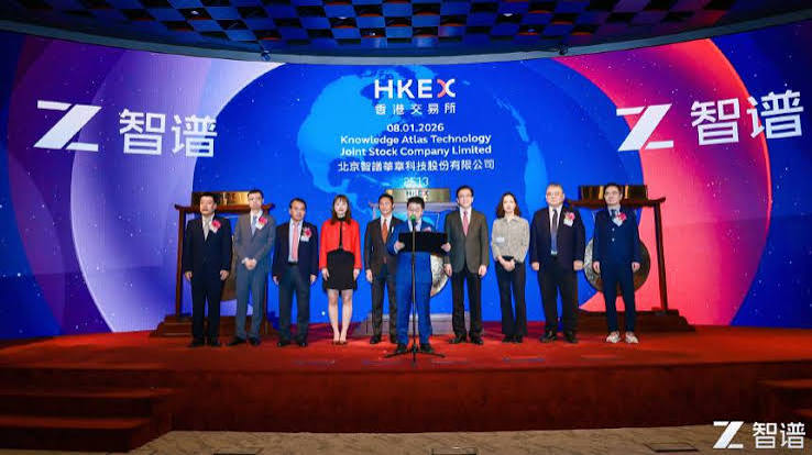 Empresas chinesas do setor tecnológico, desde fornecedoras da Apple até competidoras da OpenAI, arrecadam US$ 27,34 bilhões em Hong Kong