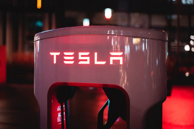 A Tesla não alterou sua reserva de bitcoin, registrando uma perda por imparidade de US$ 112 milhões