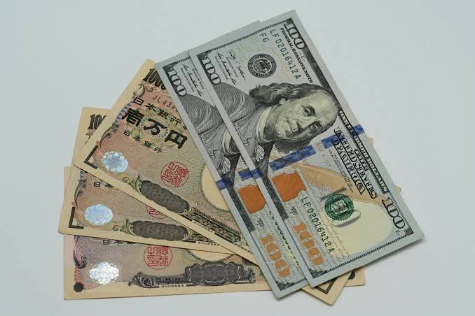 Estrategista explica por que o apoio dos EUA ao iene está condenado ao insucesso