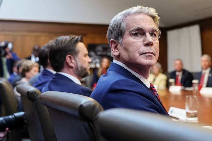 A pressão sobre Wall Street é causada pela onda de vendas no setor tecnológico, ao passo que os rendimentos dos títulos aumentam