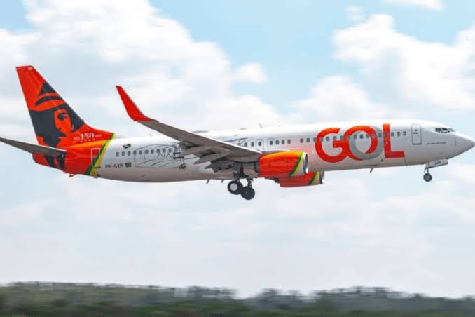 A partir de agora, a Gol (GOLL54) passa a atuar comercialmente como representante da Avianca no Brasil