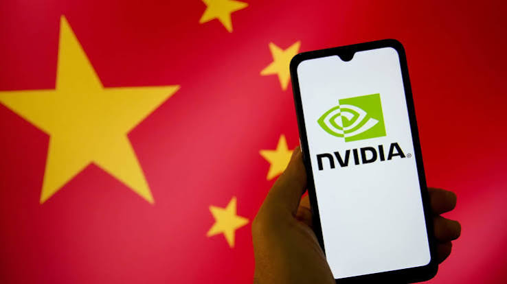 Após a Nvidia, ações chinesas encerram em alta com progresso em hardware e tecnologia
