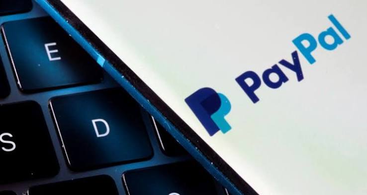 Após a notícia de que o consórcio Advent-Stripe abandonou a proposta de compra, as ações do PayPal caíram drasticamente