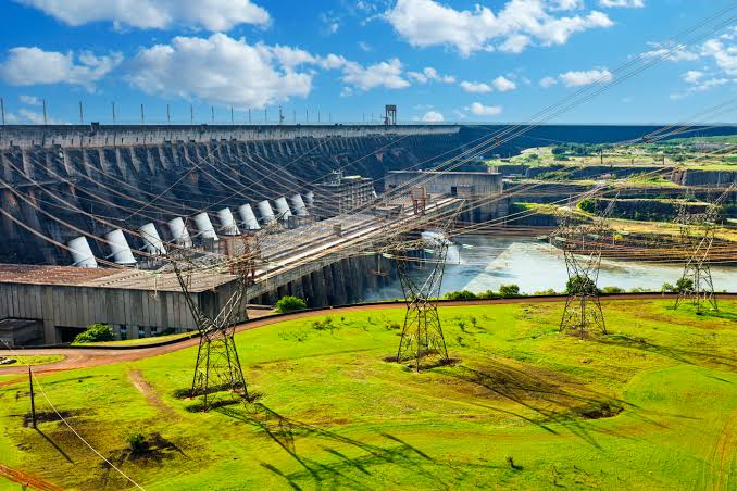 A Equatorial está considerando vender a Echoenergia para diminuir sua dívida e concentrar-se no setor de distribuição