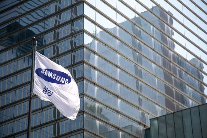 As ações da Samsung caem novamente: por que um pagamento substancial não é suficiente para os investidores?