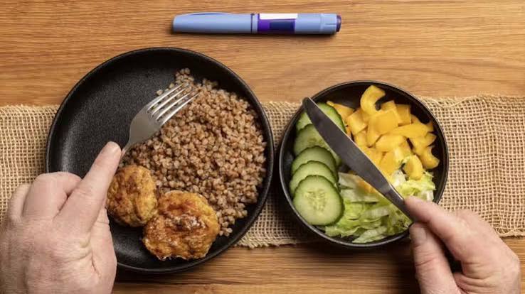 Pratos mais leves e ricos em proteína: as canetas emagrecedoras já alteraram os cardápios de 53% das franquias de food service