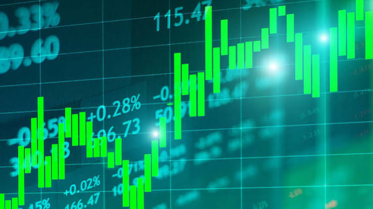Ibovespa registra nona alta consecutiva, porém desempenho de agosto ainda é negativo