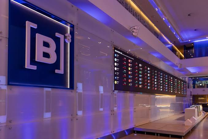 Após flutuar em torno dos 189 mil pontos, o Ibovespa perde impulso com Vale e Petrobras