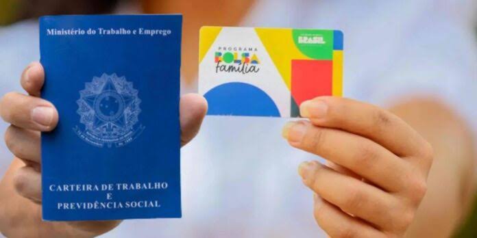 Ter carteira assinada corta o Bolsa Família? Entenda o que ocorre com o beneficiário que consegue um emprego