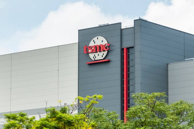 Safra sugere a compra de TSMC34 e a venda de quatro ações nesta semana