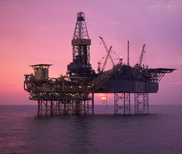 As ações são impulsionadas pela redução dos preços do petróleo e dos rendimentos.