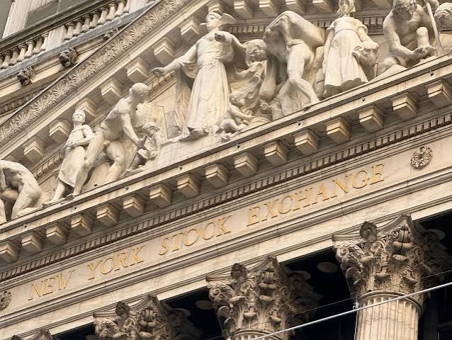Resultados dos bancos e IPC são os principais destaques de uma semana movimentada nos mercados, ao passo que o S&P 500 flutua perto de patamares históricos