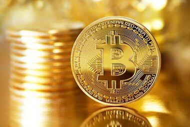 Autoridades americanas desarticulam esquema de fraudes com criptomoedas que desviou dezenas de milhões de dólares